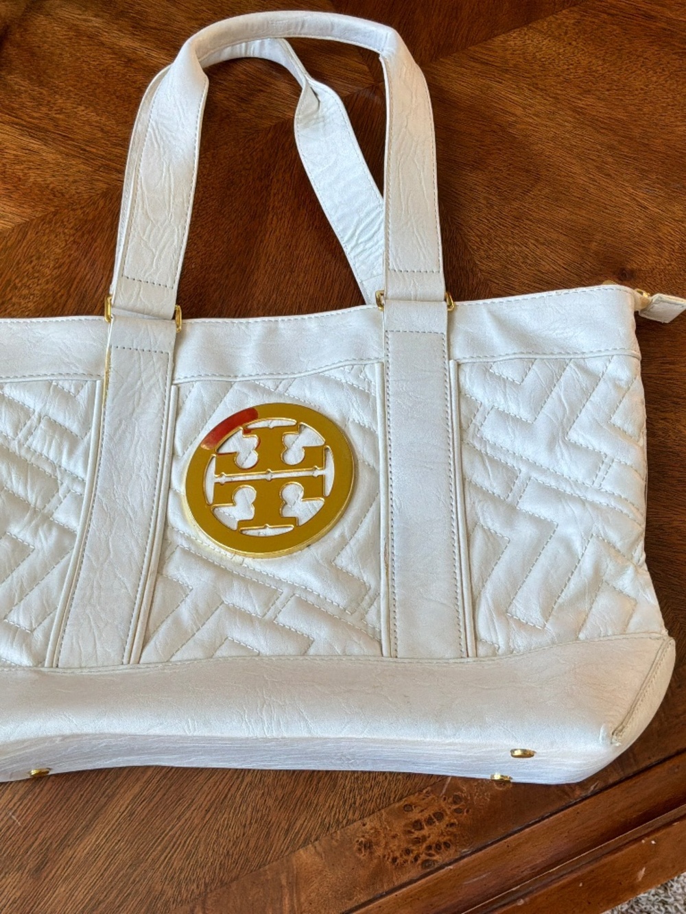 TORY BURCH WHITE HANBAG /TOTE NWOT